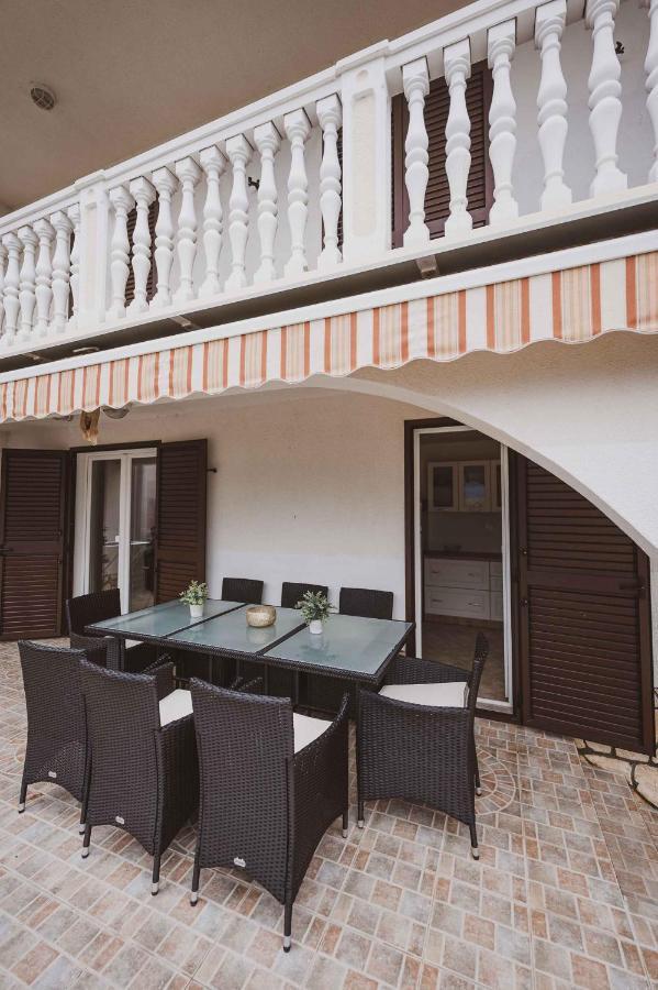 Holiday Home In Klimno - Insel Krk 42238 Eksteriør bilde